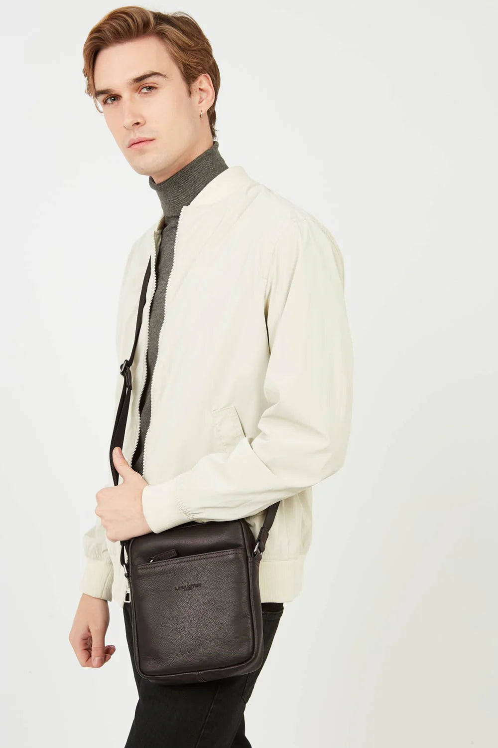 LANCASTER - Sac porté épaule homme en cuir lisse