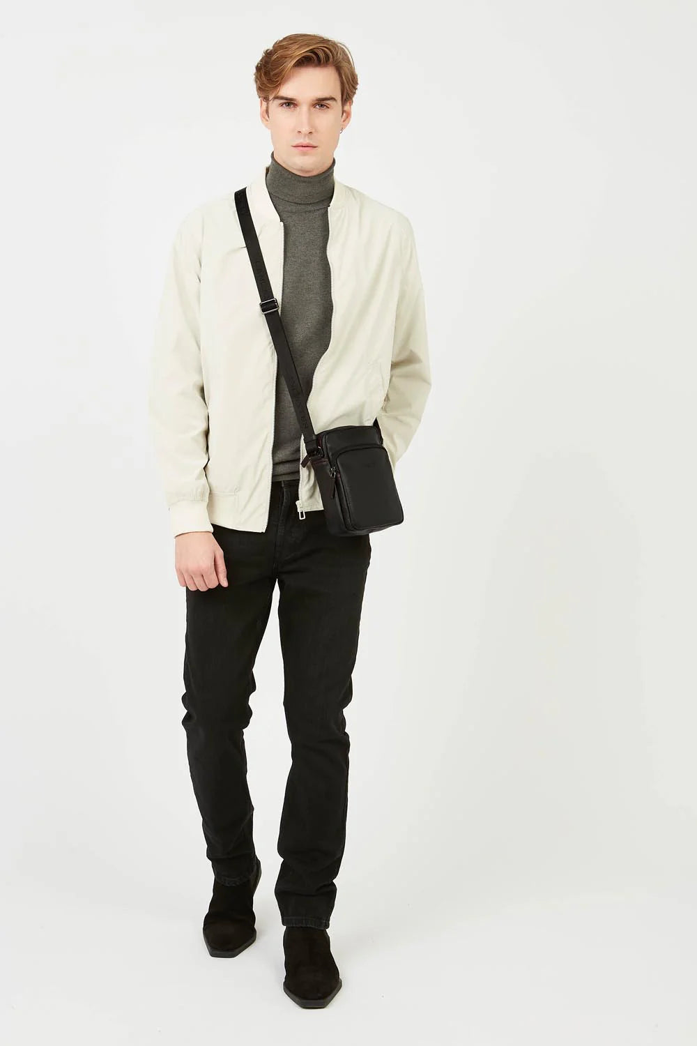 LANCASTER - Sac porté épaule homme en cuir lisse Noir