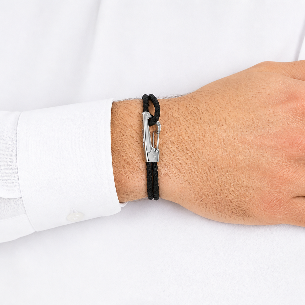 MONTBLANC Bracelet tressé Noir mousqueton insert blanc