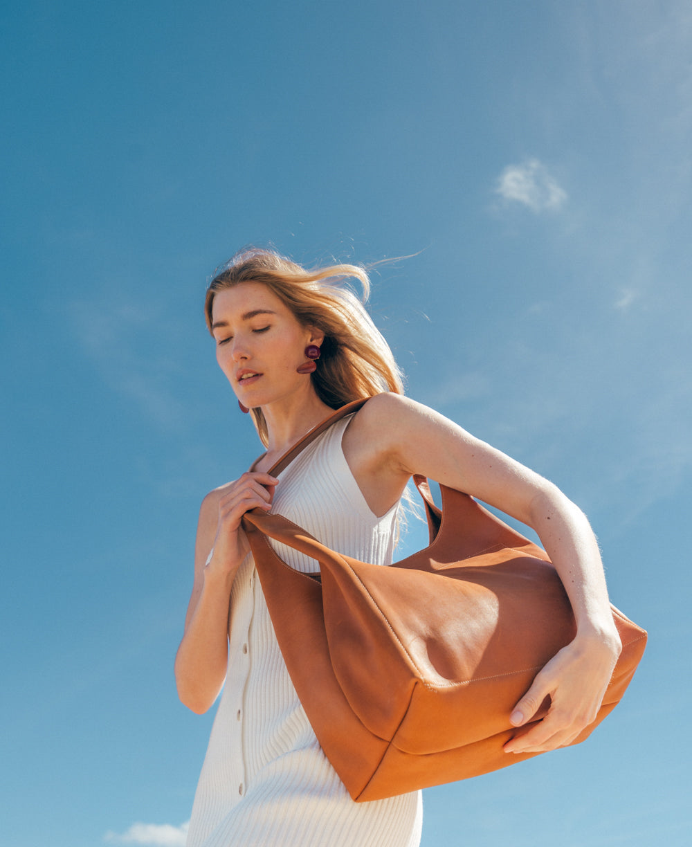 LES ATELIERS FOURÈS - Sac porté épaule Amazone Fauve
