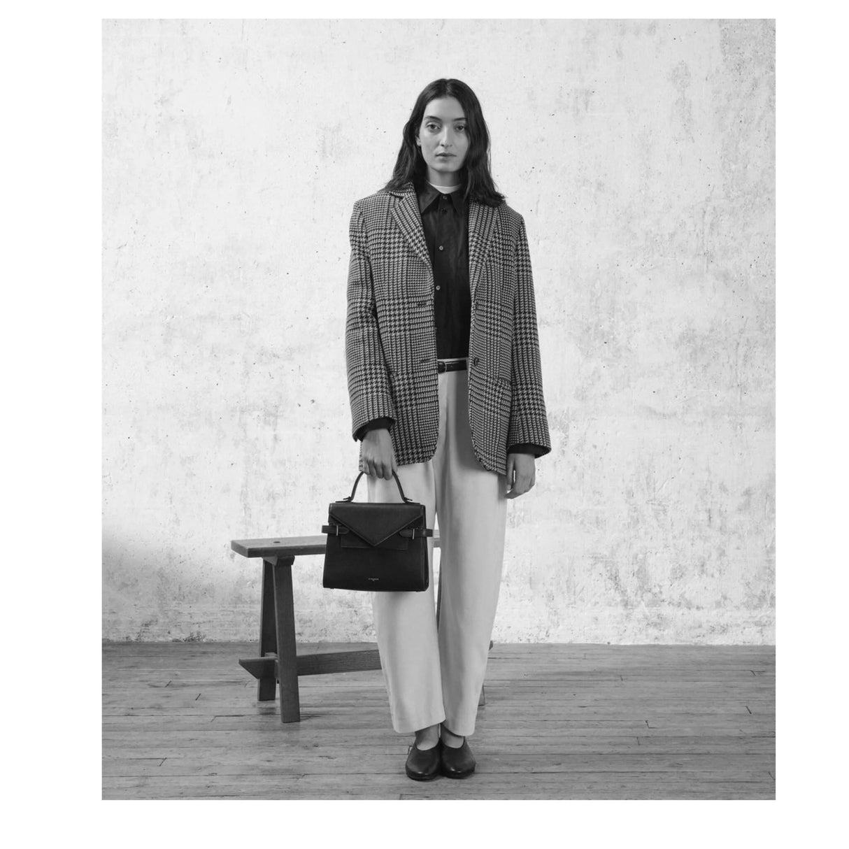 Sac à main moyen modèle Emilie en cuir grainé crépuscule – LE TANNEUR