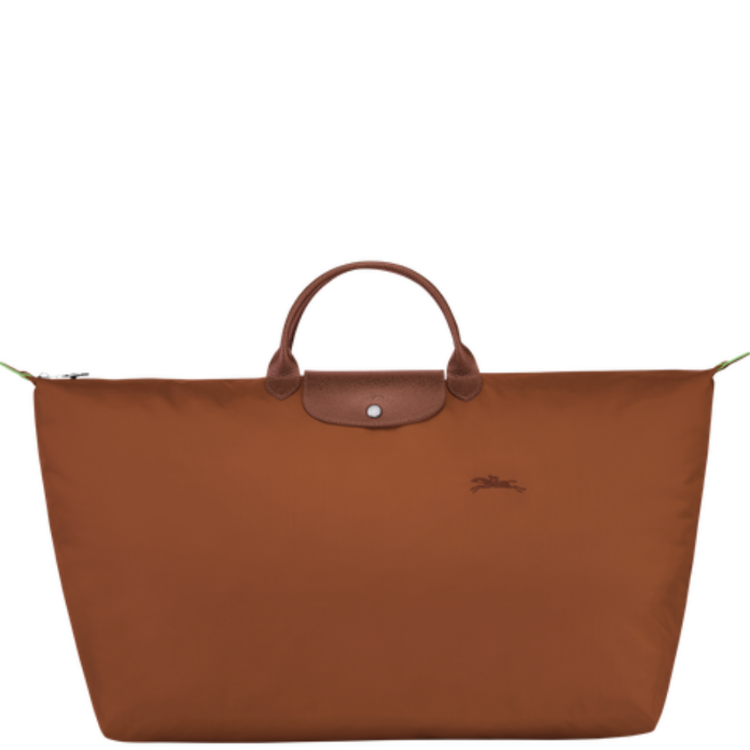 Grand sac de voyage en toile et cuir LONGCHAMP gamme Le Pliage Green couleur marron cognac
