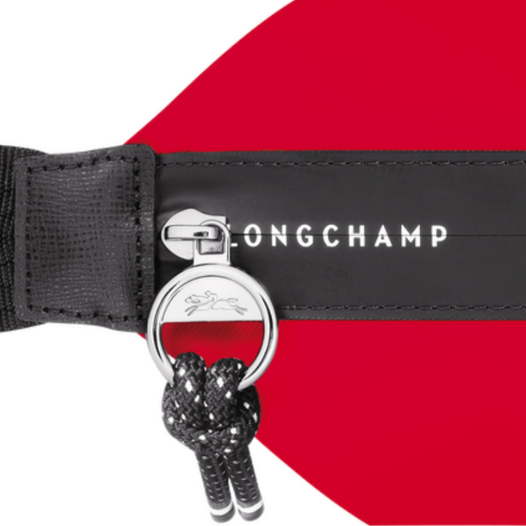 Sac à main M avec bandoulière Longchamp gamme Le Pliage Energy couleur rouge coquelicot