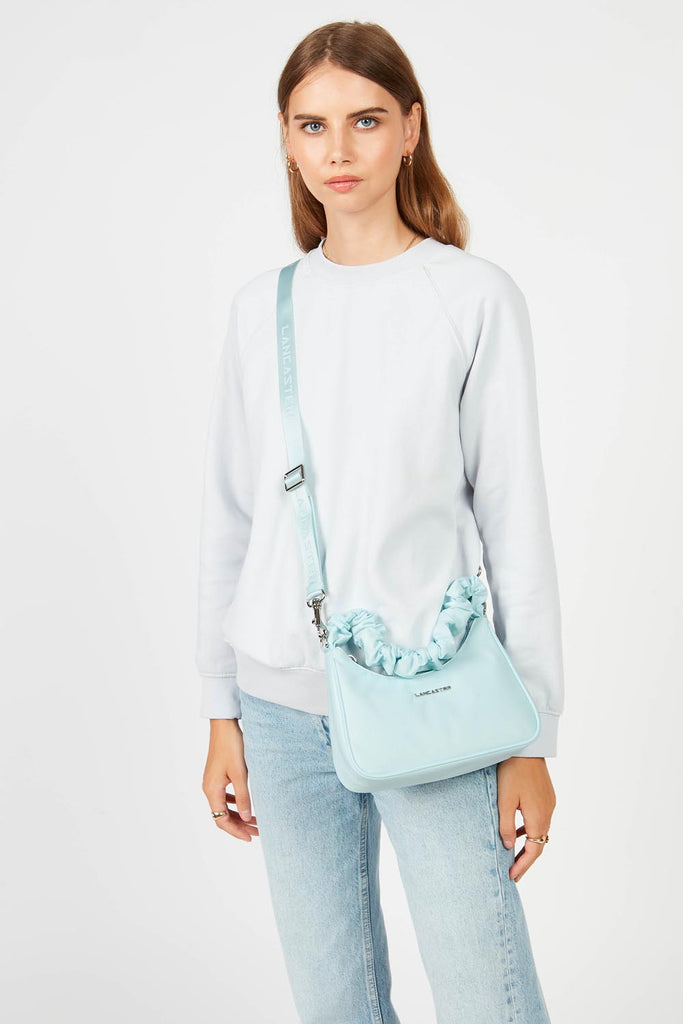 LANCASTER - Sac baguette - Basic Chouchou - Bleu ciel