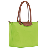 Sac porté épaule en toile et cuir LONGCHAMP gamme Le Pliage Original couleur vert clair