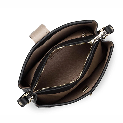 Petit sac porté travers Lancaster en cuir grainé couleur noir gamme Foulonné Double