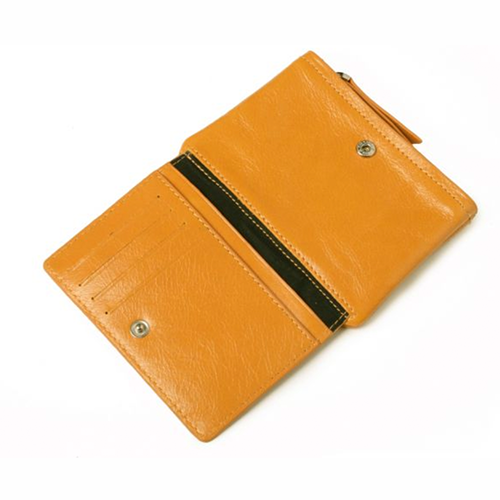 Porte-monnaie en cuir Nat & Nin Soly en couleur jaune