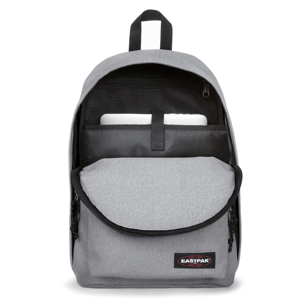 EASTPAK Sac à dos Out Of Office - Sunday Grey BAGADIE PARIS