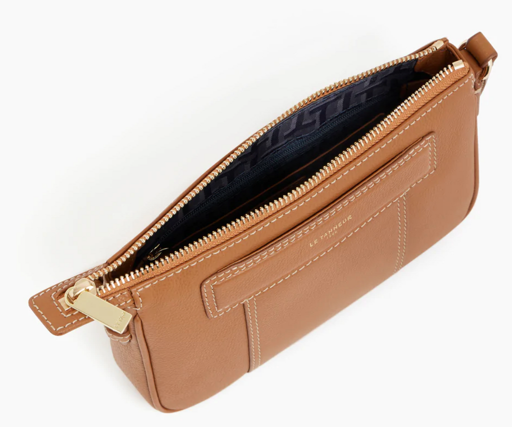 Petit sac bandoulière en cuir grainé Le Tanneur gamme Judith couleur marron Tan