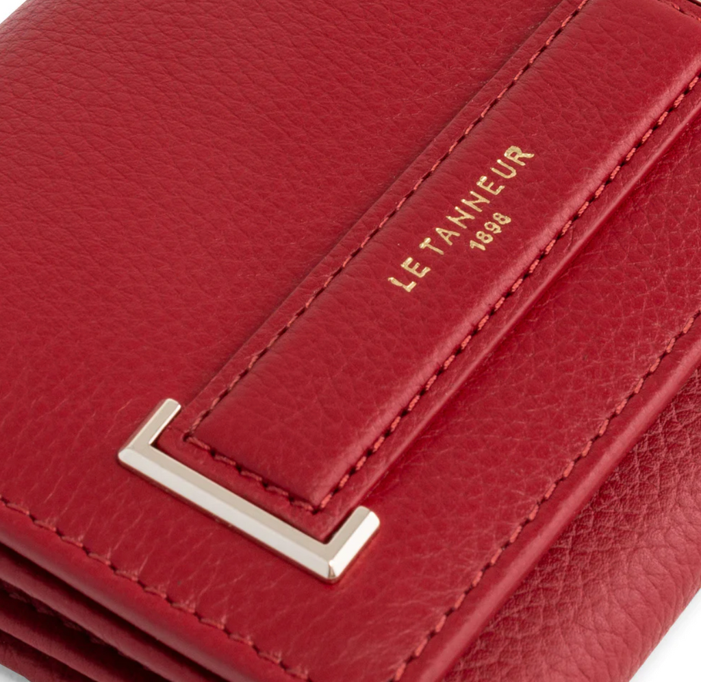Porte-monnaie en cuir grainé Le Tanneur gamme Judith couleur rouge grenat