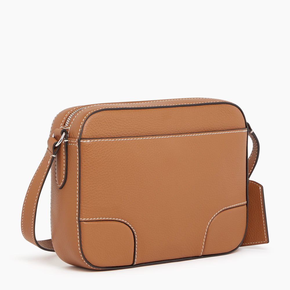 Sac bandoulière femme moyen modèle Romy en cuir grainé couleur Marron tan - LE TANNEUR